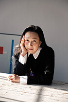 이민진