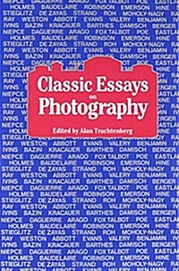 Classic Essays on Photography (Paperback)