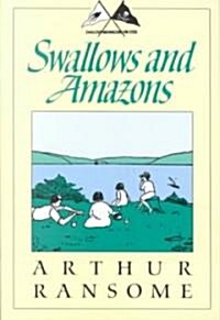 Swallows and Amazons (Paperback)
