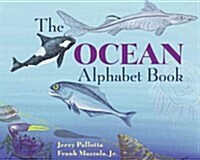 The Ocean Alphabet Book (Paperback)