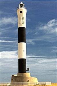 Black and White Dungeness Lighthouse England Journal: 150 Page Lined Notebook/Diary (Paperback)