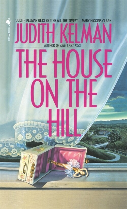 The House on the Hill: The House on the Hill: A Novel (Mass Market Paperback)