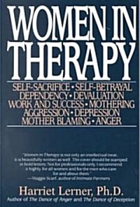 Women in Therapy (Paperback)