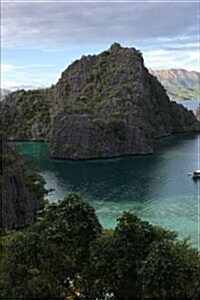 Beautiful Palawan Lagoon Philippines Journal: 150 Page Lined Notebook/Diary (Paperback)