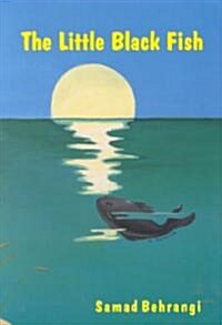 The Little Black Fish (Paperback, Rev Bilingual)