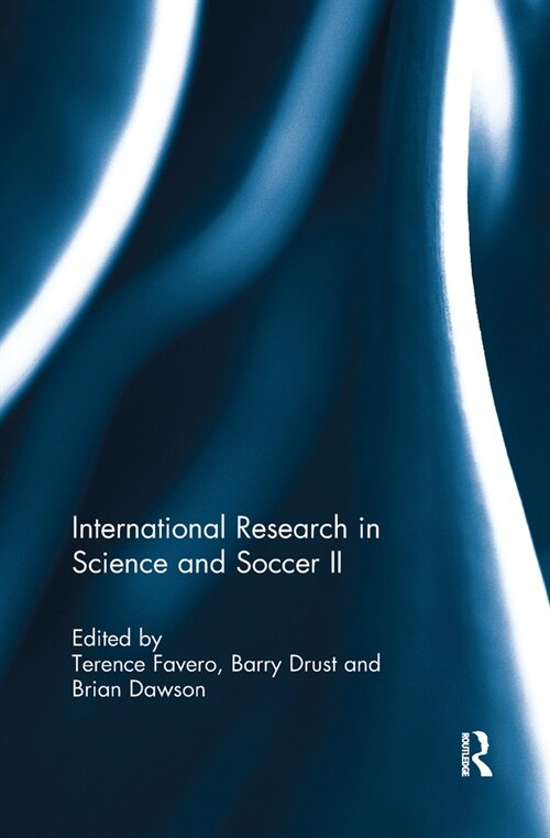 International Research in Science and Soccer II (Paperback)