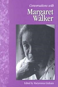 Conversations with Margaret Walker (Paperback)