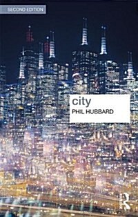CITY (Paperback)