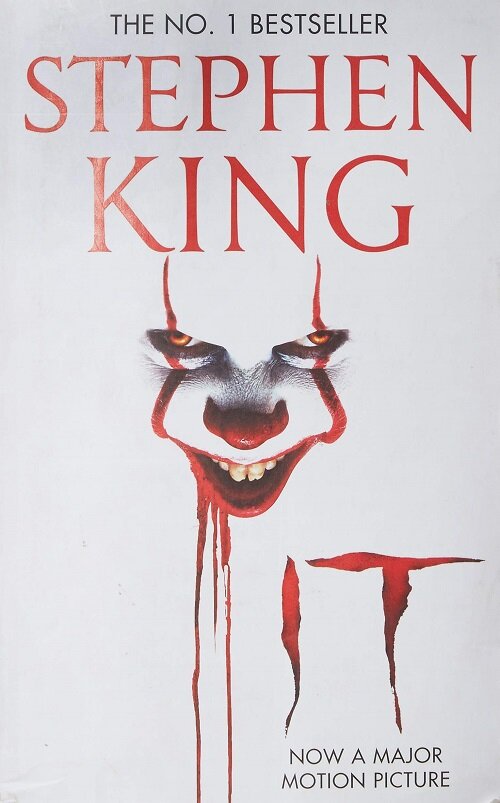 It : film tie-in edition of Stephen Kings IT (Paperback)