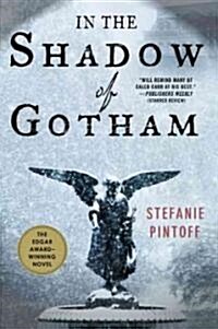 In the Shadow of Gotham (Paperback, 2nd)