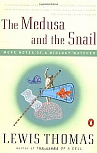 The Medusa and the Snail: More Notes of a Biology Watcher (Paperback)
