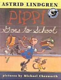 [중고] Pippi Goes to School (Prebound, Bound for Schoo)