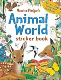 Animal World (Paperback, STK)