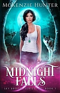 Midnight Falls (Paperback)