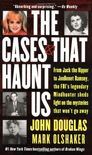 The Cases That Haunt Us (Mass Market Paperback)