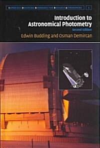 Introduction to Astronomical Photometry (Hardcover, 2 Revised edition)