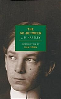 The Go-Between (Paperback)