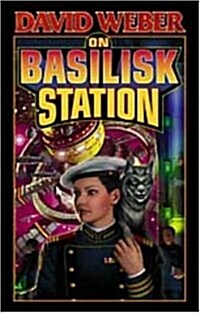 On Basilisk Station (Mass Market Paperback)