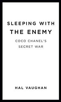 Sleeping With the Enemy (Hardcover, Deckle Edge)