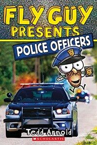 Fly Guy Presents: Police Officers (Paperback)