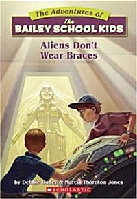 [중고] Aliens Don‘t Wear Braces (Paperback)