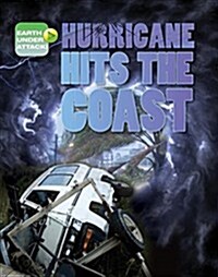 Hurricane Hits the Coast (Library Binding)