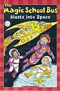 [중고] The Magic School Bus Blasts Into Space (Paperback)
