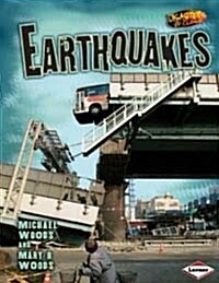 Disasters Up Close: Earthquakes (Paperback)