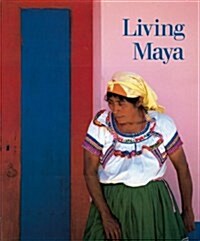 Living Maya (Paperback)