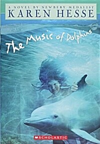 [중고] The Music of Dolphins (Paperback)