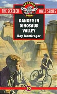 Danger in Dinosaur Valley (#10) (Mass Market Paperback)