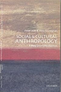 Social and Cultural Anthropology: A Very Short Introduction (Paperback)