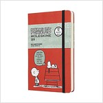 Moleskine 2019 12m Limited Edition Peanuts Daily, Large, Daily, Red, Hard Cover (5 X 8.25) (Desk)