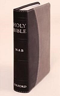 The New American Bible (Paperback, Compact)