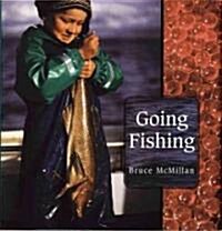 Going Fishing (Hardcover)