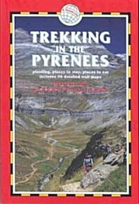 Trekking In The Pyrenees (Paperback, 3rd)
