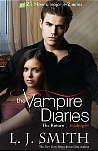 The Vampire Diaries: Midnight : Book 7 (Paperback)