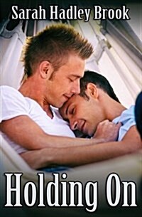 Holding on (Paperback)