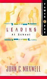 Leading at School (Paperback)