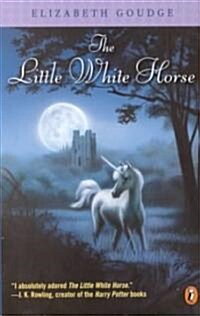 [중고] The Little White Horse (Paperback, Reissue)