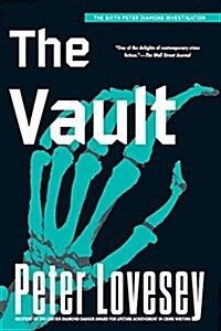 The Vault (Paperback, Reprint)