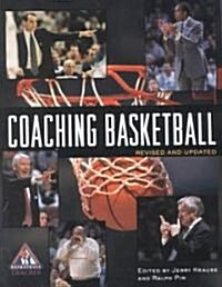 Coaching Basketball (Paperback, 3, UK)