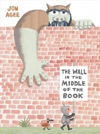 The Wall in the Middle of the Book (Hardcover)