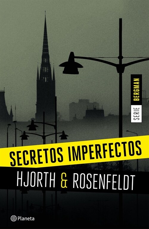 SECRETOS IMPERFECTOS (Paperback)