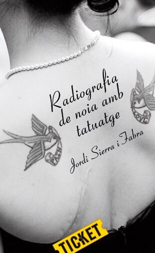 RADIOGRAFIA DE NOIA AMB TATUATGE (Paperback)