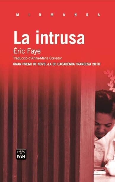 LA INTRUSA (Paperback)