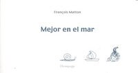 MEJOR EN EL MAR (Paperback)