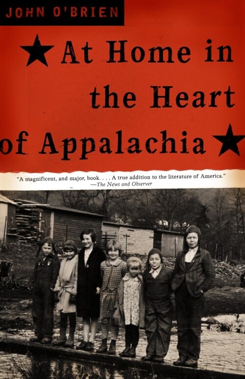 At Home in the Heart of Appalachia (Paperback)