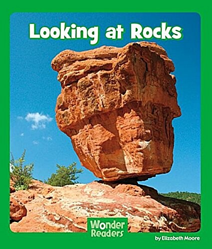 Looking at Rocks (Paperback)