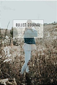 Bullet Journal: Dotted Grid Notebook / Journal/ Planner / Sketchbook / Diary / Organizer / Calligraphy Book / Composition Book - 150 D (Paperback)